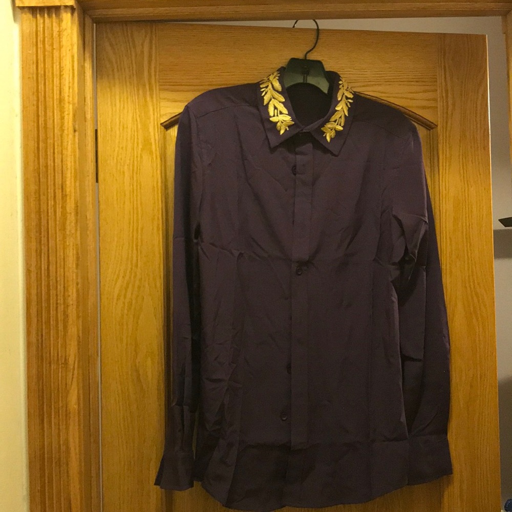 Dress/casual NWOT- plum dress shirt to help girls